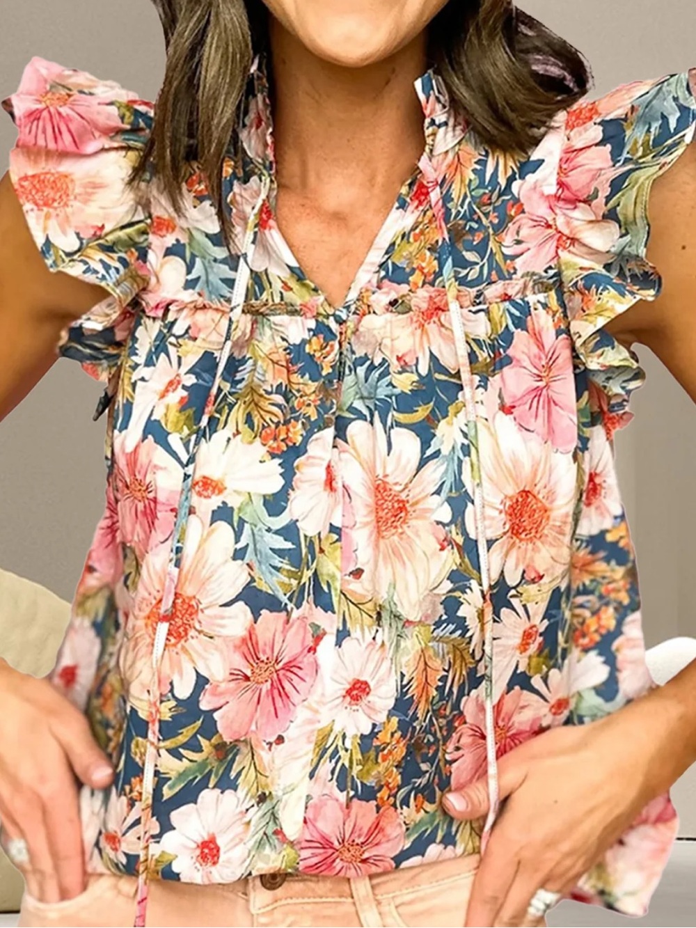 NWOT! Fate Floral Flutter Sleeve 100% Cotton Tie Neck Blouse - Size S